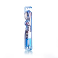 Oral-B Tooth Brush 3D White Proflex Soft